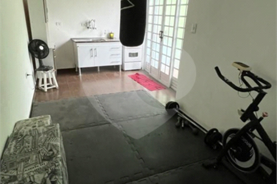 Sobrado à venda com 4 quartos, sendo 1 suíte, em Tremembé, São Paulo, SP
