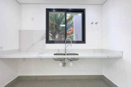 Casa à venda com 4 quartos, sendo 3 suítes, no condomínio Estância Marambaia, Vinhedo - SP