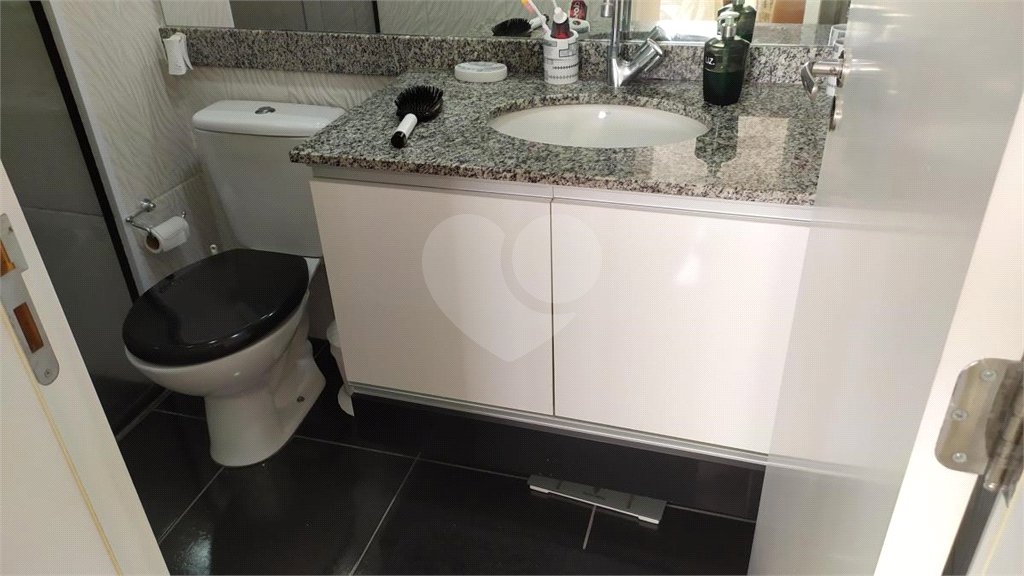 Apartamento à venda com 2 quartos, sendo 1 suíte, em Saúde, São Paulo, SP