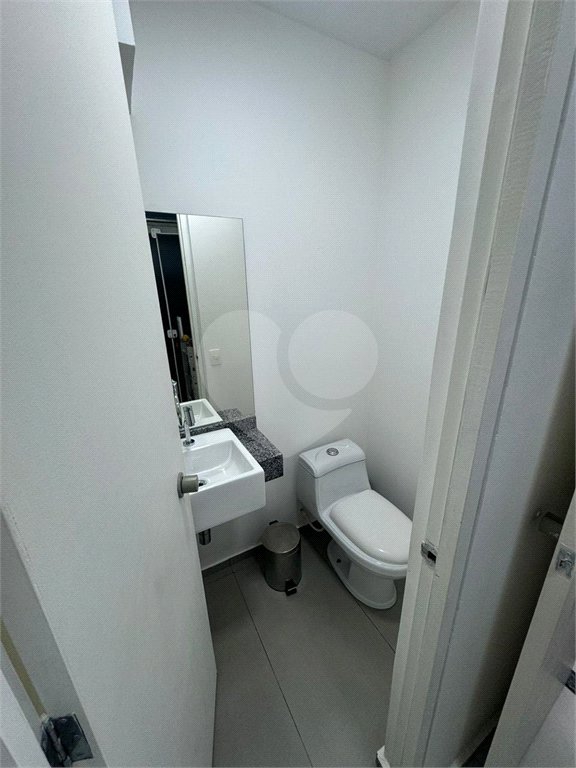 Casa à venda com 3 suítes no condomínio Brisa 1, Mogi das Cruzes - SP