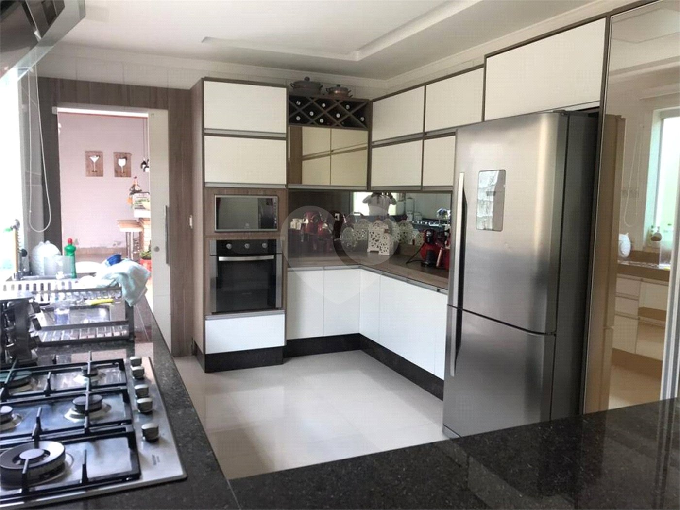 Sobrado à venda com 3 quartos, sendo 1 suíte,  em Vila Varela, Poá, SP