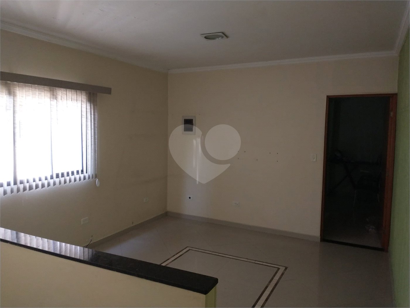 Sobrado à venda com 3 quartos, sendo 1 suíte, em Tremembé, São Paulo, SP
