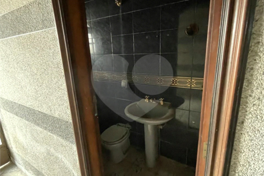 Sobrado à venda com 3 quartos, sendo 2 suítes, em Vila Rosalia, Guarulhos, SP