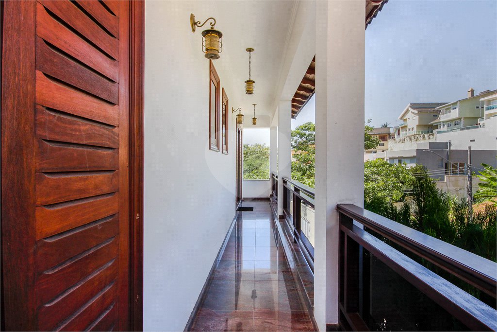 Casa à venda com 4 quartos, sendo 3 suítes, em City América, São Paulo, SP