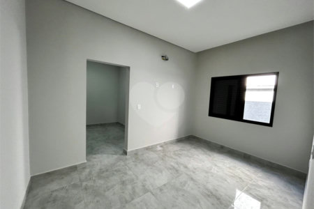 Casa à venda com 3 quartos, sendo 2 suítes, no condomínio Ibiti Reserva, Sorocaba - SP