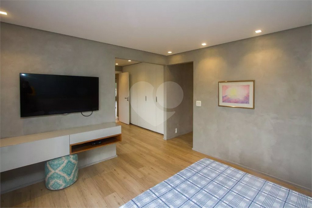 Apartamento à venda com 3 suítes em Alto da Boa Vista, São Paulo, SP