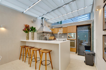 Casa à venda com 4 suítes no condomínio Ville Bosqueé, São Paulo - SP
