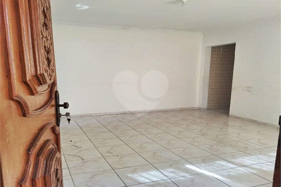Casa à venda com 2 quartos em Parque Vitória, São Paulo, SP