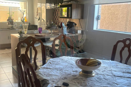 Casa à venda com 3 quartos, sendo 1 suíte,  em Jardim São José, São Roque, SP