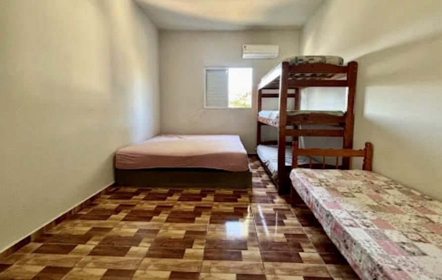 Sobrado à venda, 270 m² por R$ 1.010.000,00 - Balneário Praia do Pernambuco - Guarujá/SP