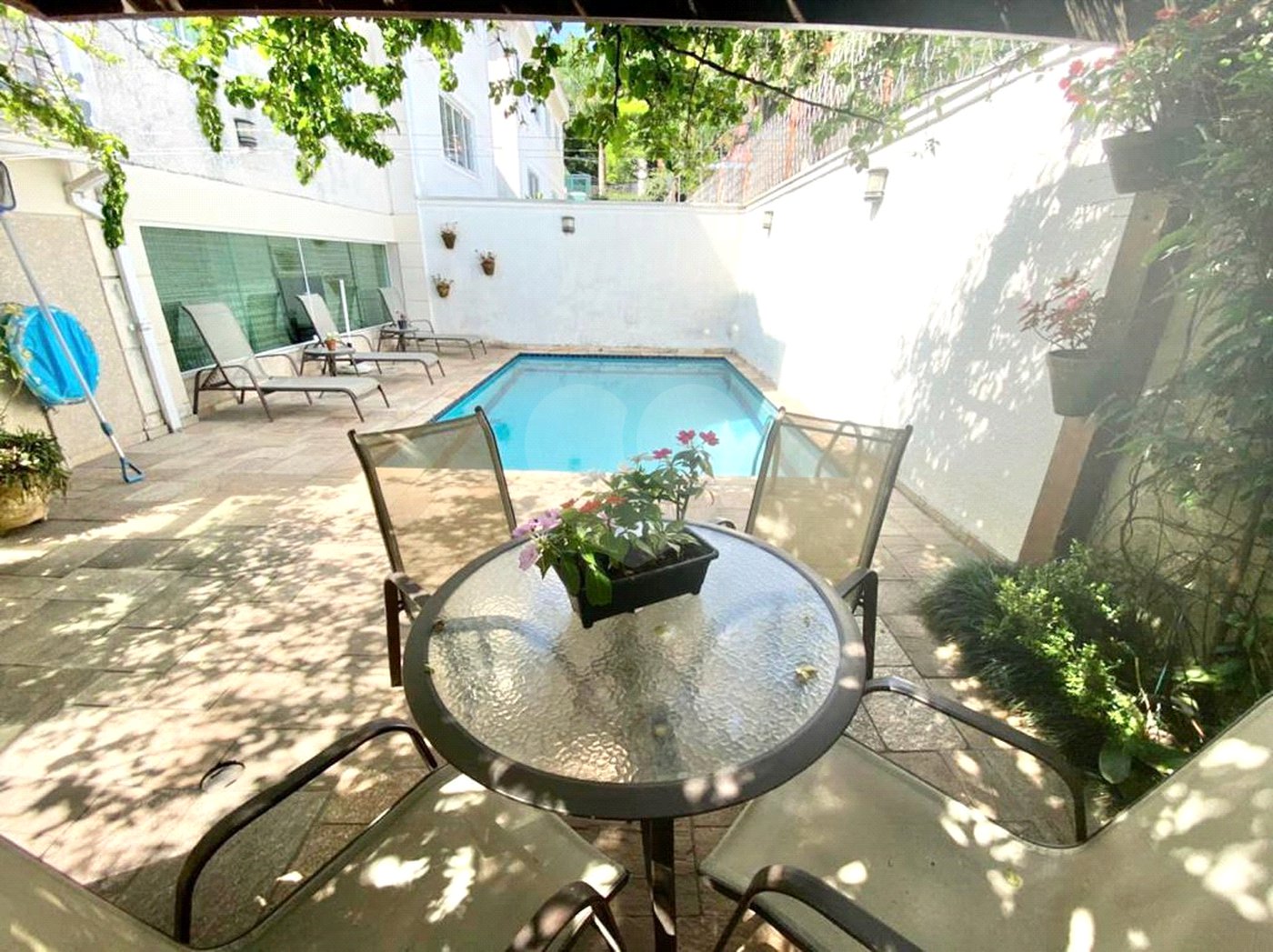 Casa à venda com 4 suítes no condomínio Maison Montparnasse, São Paulo - SP