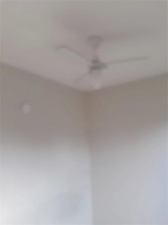 Sobrado à venda com 4 quartos, sendo 1 suíte, em Jardim Germânia, São Paulo, SP