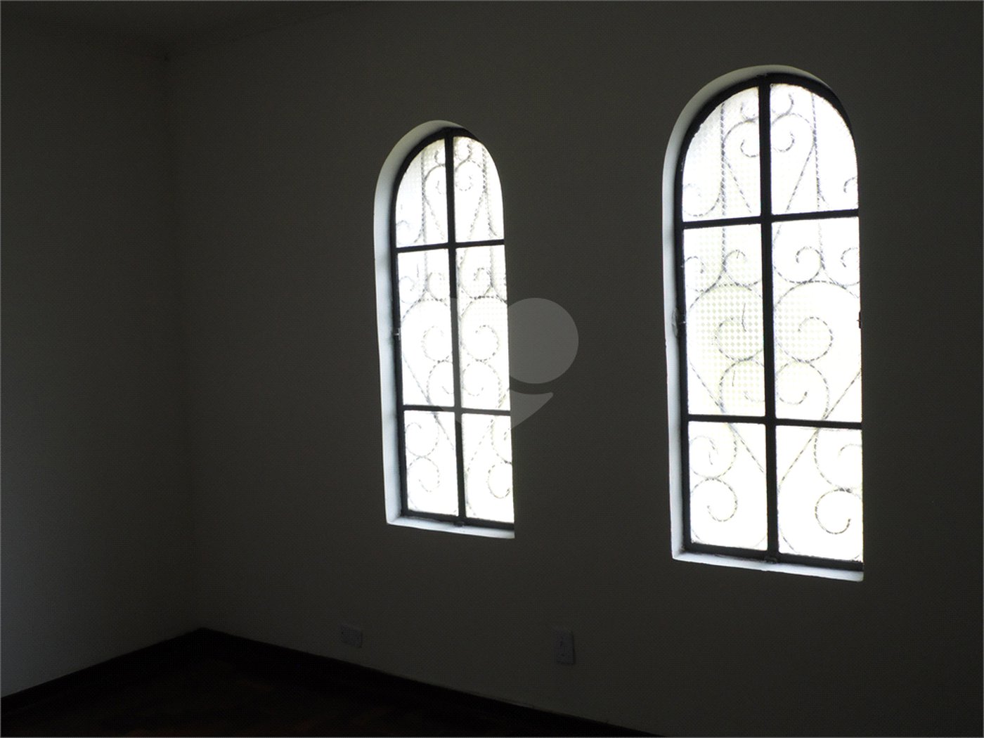 Casa à venda com 5 quartos, sendo 3 suítes, em Vila São Francisco, São Paulo, SP