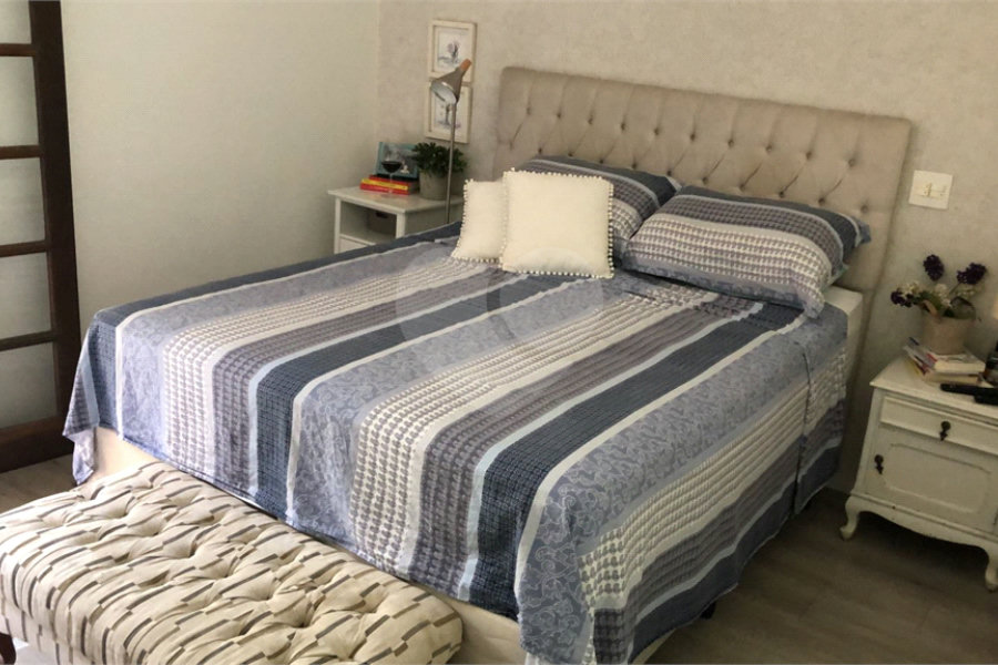 Casa à venda com 3 quartos, sendo 1 suíte,  no condomínio Alpes da Cantareira, Mairiporã - SP