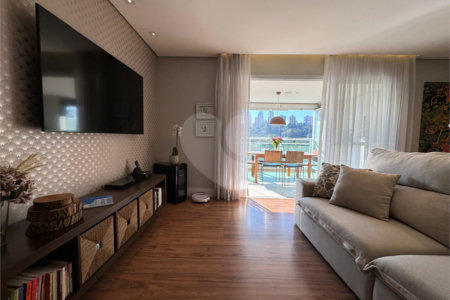 Apartamento à venda com 3 quartos, sendo 1 suíte, em Jardim Caravelas, São Paulo, SP