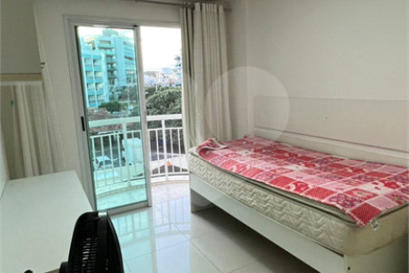 Apartamento à venda com 4 quartos, sendo 2 suítes, em Vila Nova, Cabo Frio, RJ