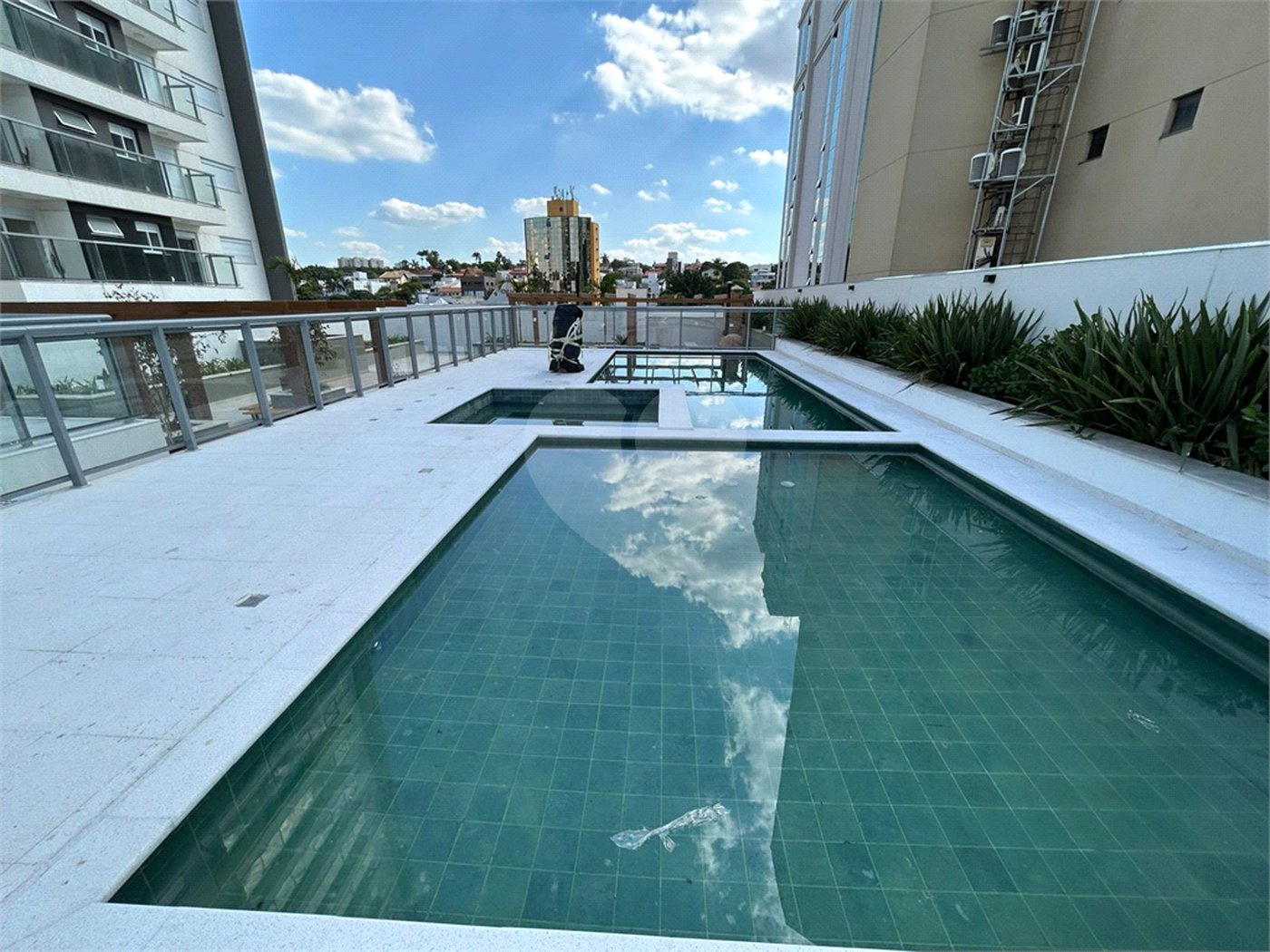 Apartamento à venda ou para alugar com 1 suíte em Jardim Portal da Colina, Sorocaba, SP