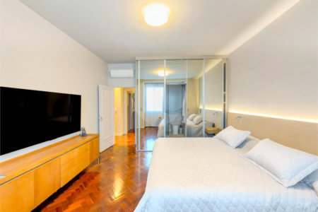 Apartamento à venda com 4 quartos, sendo 1 suíte,  em Copacabana, Rio de Janeiro, RJ