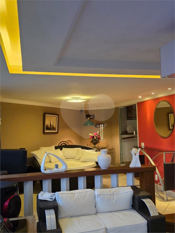Casa à venda com 5 quartos, sendo 1 suíte,  em Praia Rasa, Armação dos Búzios, RJ