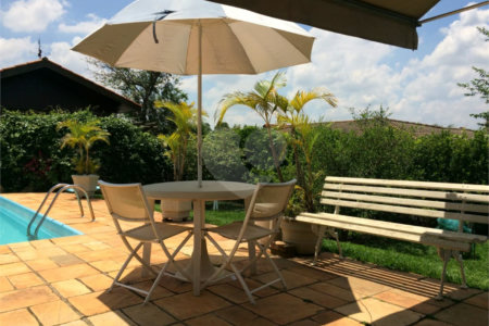 Casa à venda com 4 quartos, sendo 2 suítes, no condomínio Vinhas da Vista Alegre - Lado Sede, Vinhedo - SP