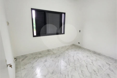 Casa à venda com 3 quartos, sendo 1 suíte, no Centro, Bom Jesus dos Perdões, SP