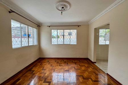 CASA AMPLA COM QUINTAL  150m² - 1.799.000,00 - Aparecida - Santos/SP