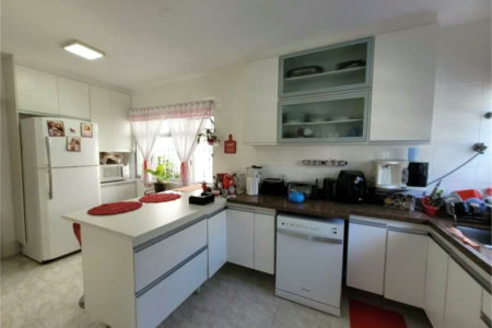 Sobrado à venda com 6 quartos, sendo 2 suítes, em Vila Romana, São Paulo, SP