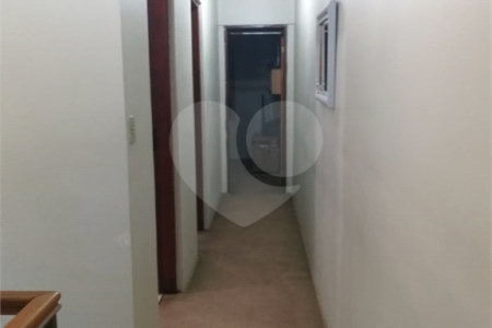 Sobrado à venda com 3 quartos, sendo 1 suíte, em Vila Constança, São Paulo, SP