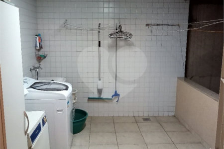Sobrado à venda com 3 quartos, sendo 1 suíte,  em Vila Brasílio Machado, São Paulo, SP
