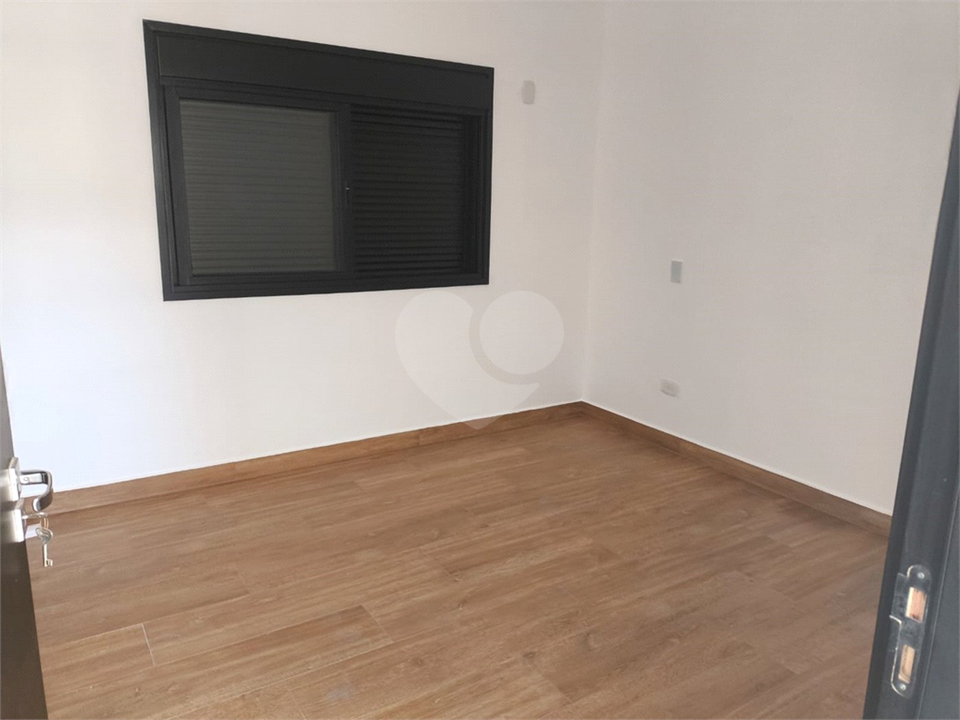 Sobrado à venda com 5 quartos, sendo 3 suítes, em Condomínio Residencial Reserva Ecológica Atibaia, Atibaia, SP