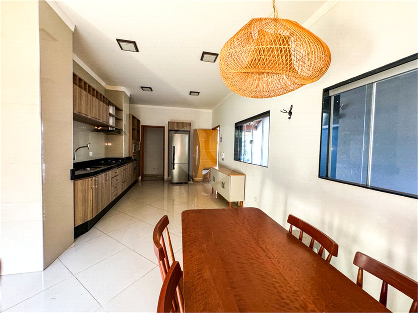 Casa à venda com 3 quartos, sendo 1 suíte, em Jardim Paranapunga, Três Lagoas, MS