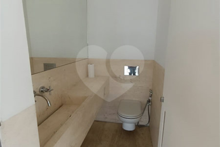 Apartamento à venda ou para alugar com 3 suítes em Pinheiros, São Paulo, SP