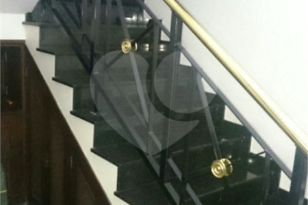Sobrado à venda com 5 quartos, sendo 2 suítes, em Brooklin Paulista, São Paulo, SP