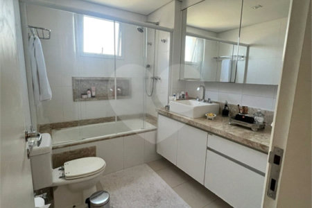 Apartamento à venda com 4 quartos, sendo 2 suítes,  em Brooklin Paulista, São Paulo, SP