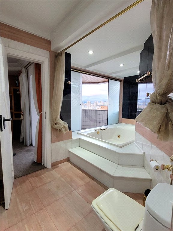 Apartamento à venda com 6 quartos, sendo 1 suíte, em Parque da Mooca, São Paulo, SP