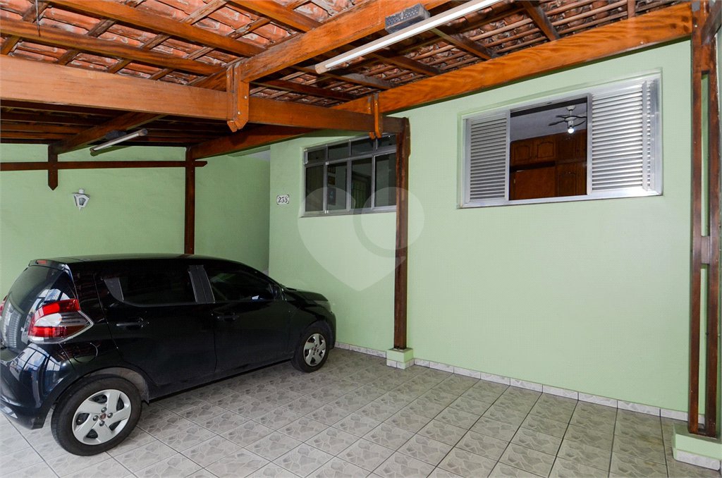 Casa à venda com 4 quartos, sendo 1 suíte, em Jardim Nova Taboão, Guarulhos, SP