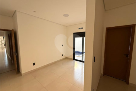 Casa à venda com 2 quartos, sendo 1 suíte, no condomínio Reserva Ipanema, Sorocaba - SP