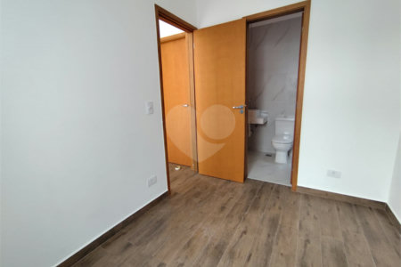 Sobrado à venda com 3 quartos, sendo 1 suíte, em Santa Teresinha, São Paulo, SP
