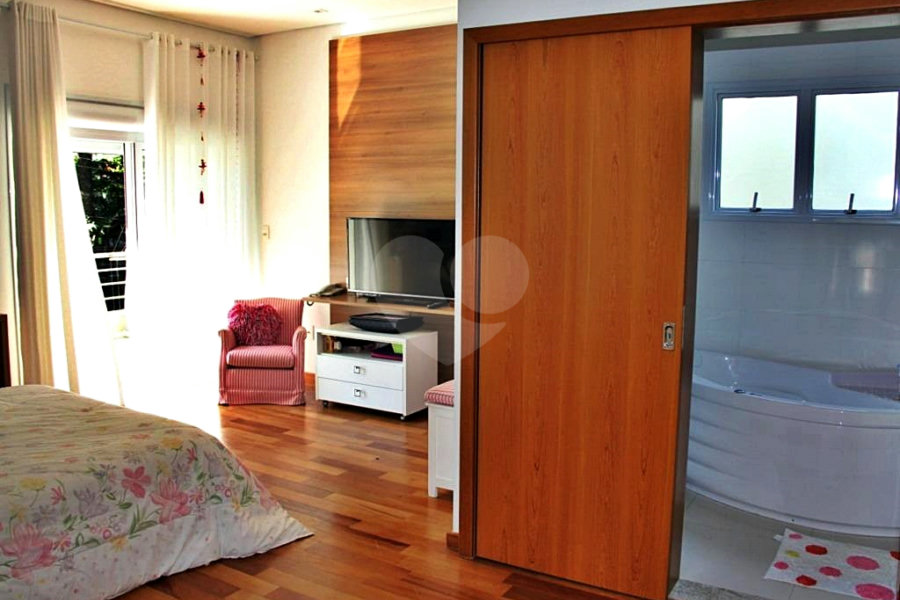 Casa à venda com 4 suítes em Tremembé, São Paulo, SP