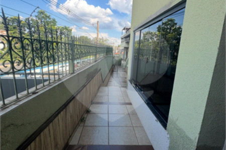 Casa à venda ou para alugar com 3 suítes em Jardim Lago Azul, Louveira, SP