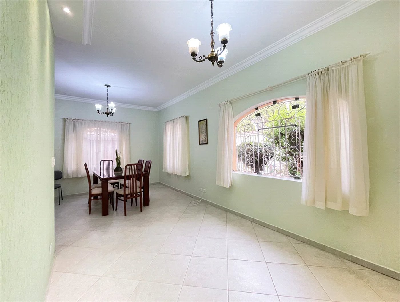 Casa Térrea à venda com 6 quartos, sendo 3 suítes, em Instituto de Previdência, São Paulo, SP