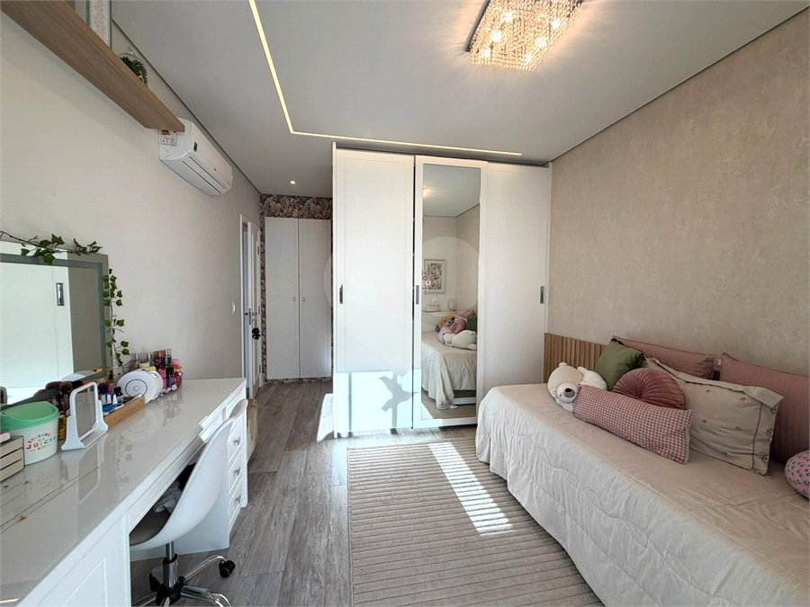 Casa à venda com 3 suítes no condomínio Palm Hill North, São Paulo - SP