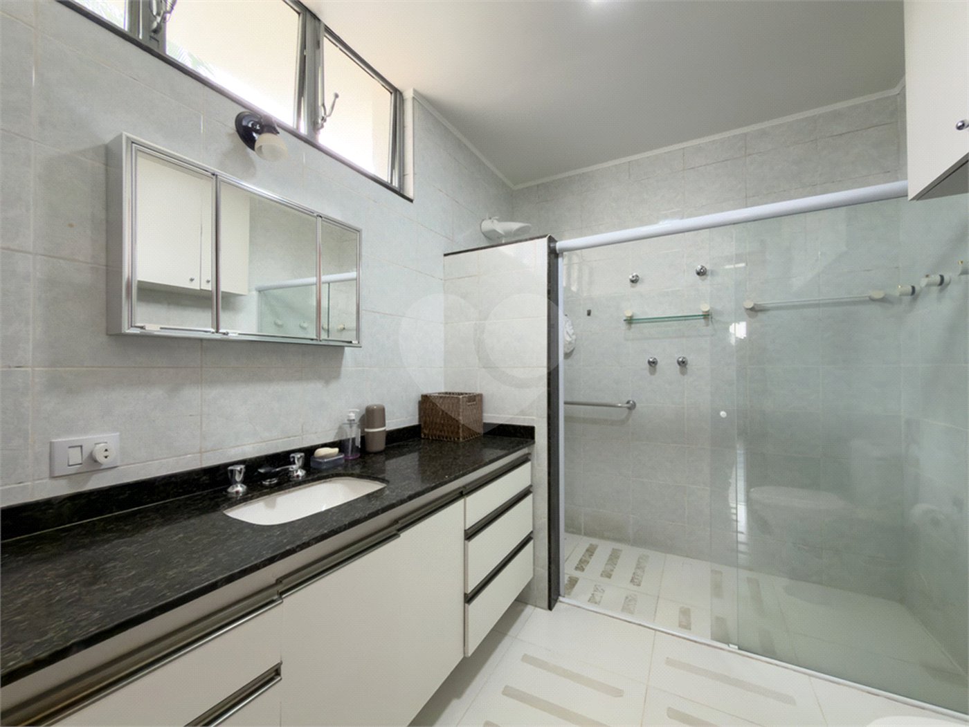 Casa de Vila à venda com 3 quartos, sendo 1 suíte, em Indianópolis, São Paulo, SP