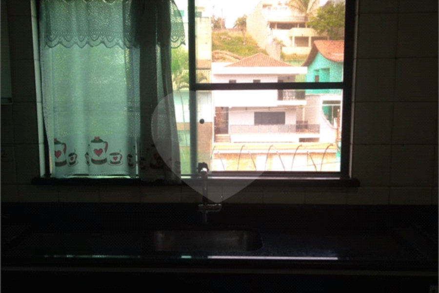 Sobrado à venda com 3 quartos, sendo 1 suíte, em Tremembé, São Paulo, SP