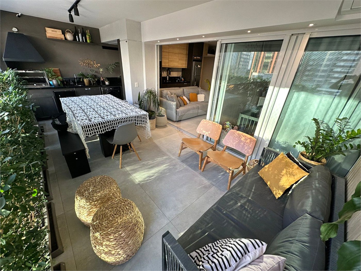 Apartamento à venda com 1 suíte em Indianópolis, São Paulo, SP