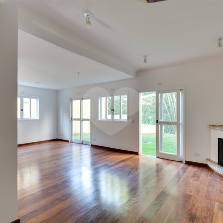 Casa para alugar com 4 quartos, sendo 2 suítes, no condomínio Cassiano Ricardo, São Paulo - SP