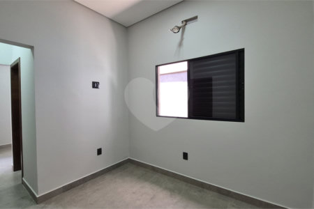 Casa à venda com 3 quartos, sendo 1 suíte, em Parque dos Lagos, Ribeirão Preto, SP