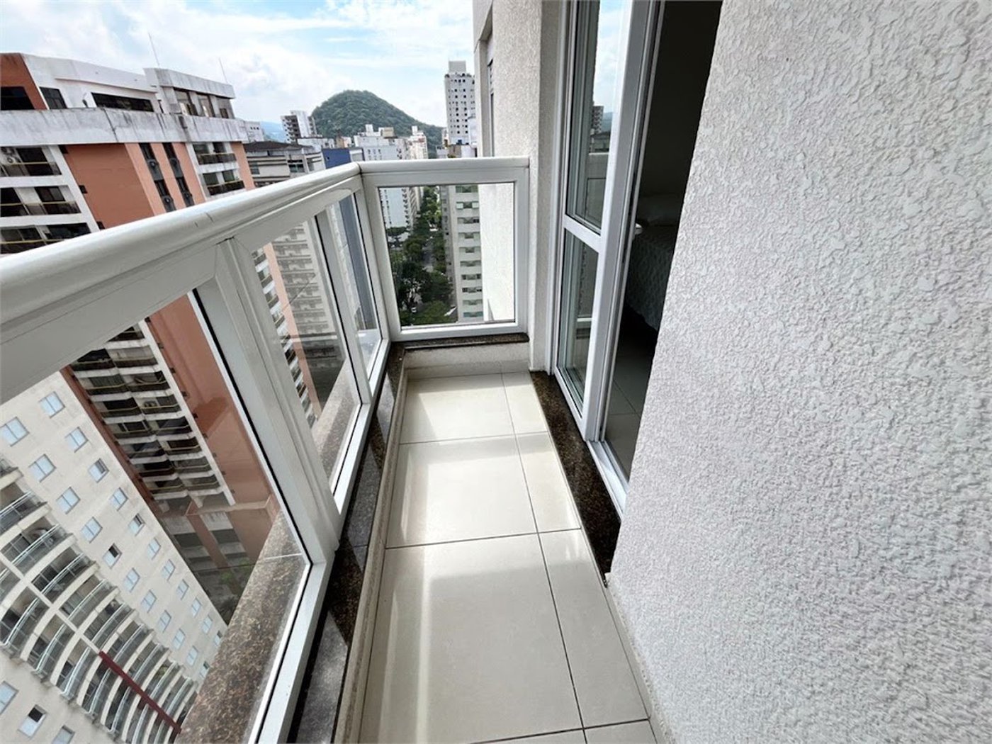 Apartamento à venda, 103 m² por R$ 1.000.000,00 - Centro - Guarujá/SP