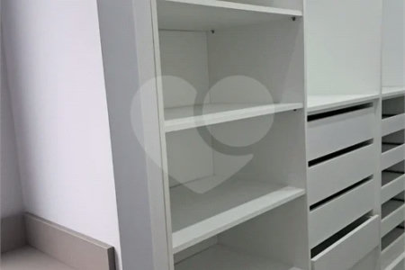 Casa à venda com 3 quartos, sendo 2 suítes,  no condomínio Brisas Jundiaí, Jundiaí - SP
