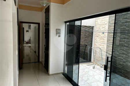 Casa à venda com 3 quartos, sendo 1 suíte, no Centro, Itapetininga, SP